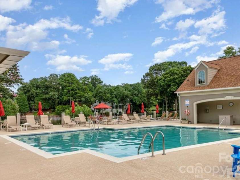 16521 Plantation Woods Drive, Charlotte, NC 28278.  MLS# CAR4434628, YatesRealty ID 56876. 