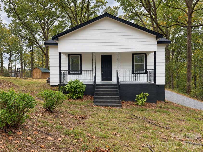 905 Gantt Street, Kings Mountain, NC 28086.  MLS# CAR4435210, YatesRealty ID 56877. 