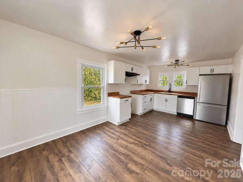 905 Gantt Street, Kings Mountain, NC 28086.  MLS# CAR4435210, YatesRealty ID 56877. 