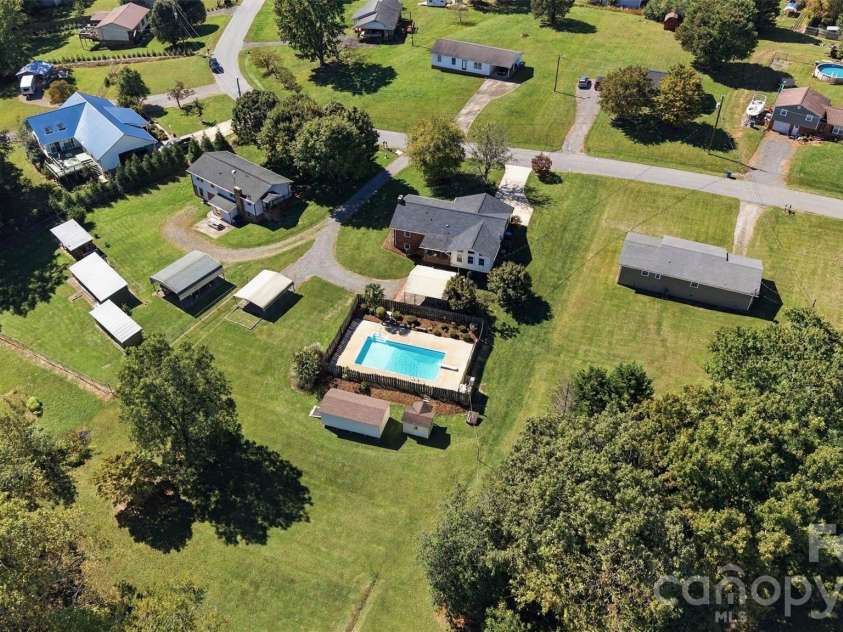 139 Greenlea Circle, Taylorsville, NC 28681.  MLS# CAR4434895, YatesRealty ID 56878. 