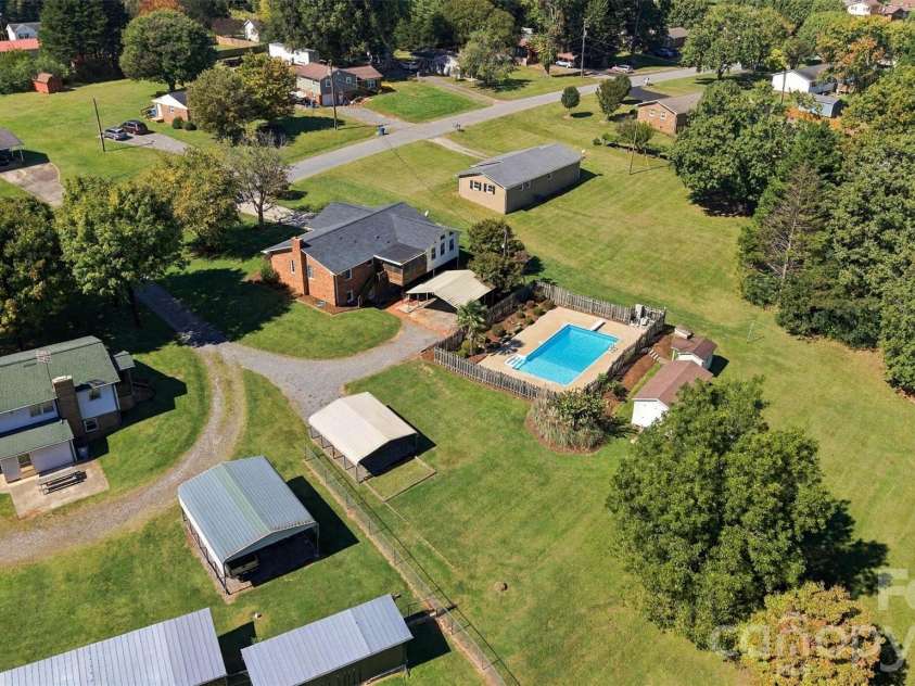 139 Greenlea Circle, Taylorsville, NC 28681.  MLS# CAR4434895, YatesRealty ID 56878. 