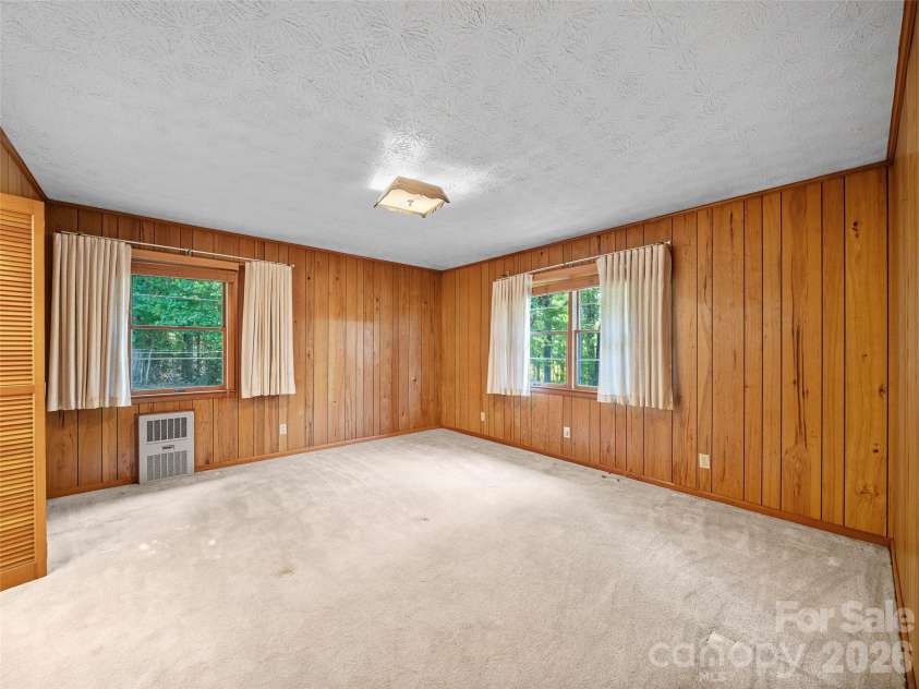 198 Roland Hill Road, Burnsville, NC 28714.  MLS# CAR4434319, YatesRealty ID 56879. Second Bedroom