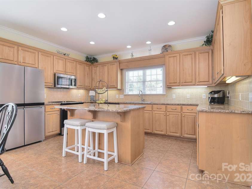 16610 Blackberry Hills Drive, Midland, NC 28107.  MLS# CAR4244861, YatesRealty ID 5688. 