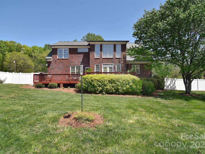 16610 Blackberry Hills Drive, Midland, NC 28107.  MLS# CAR4244861, YatesRealty ID 5688. 