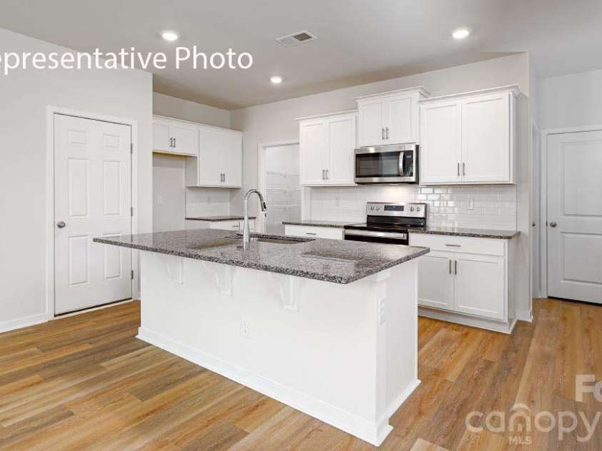 1207 Lavender Drive, Richburg, SC 29729.  MLS# CAR4435215, YatesRealty ID 56880. 
