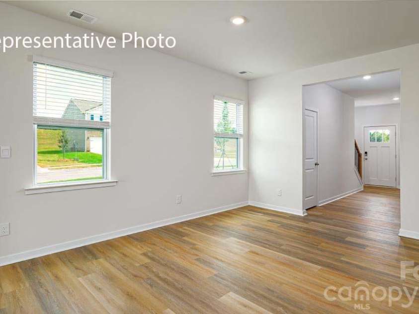 1207 Lavender Drive, Richburg, SC 29729.  MLS# CAR4435215, YatesRealty ID 56880. 