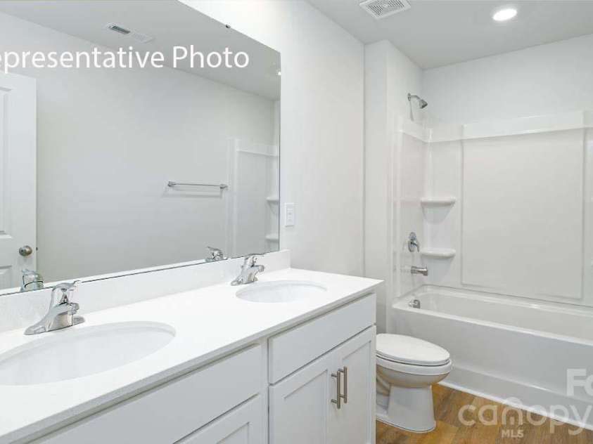 1207 Lavender Drive, Richburg, SC 29729.  MLS# CAR4435215, YatesRealty ID 56880. 