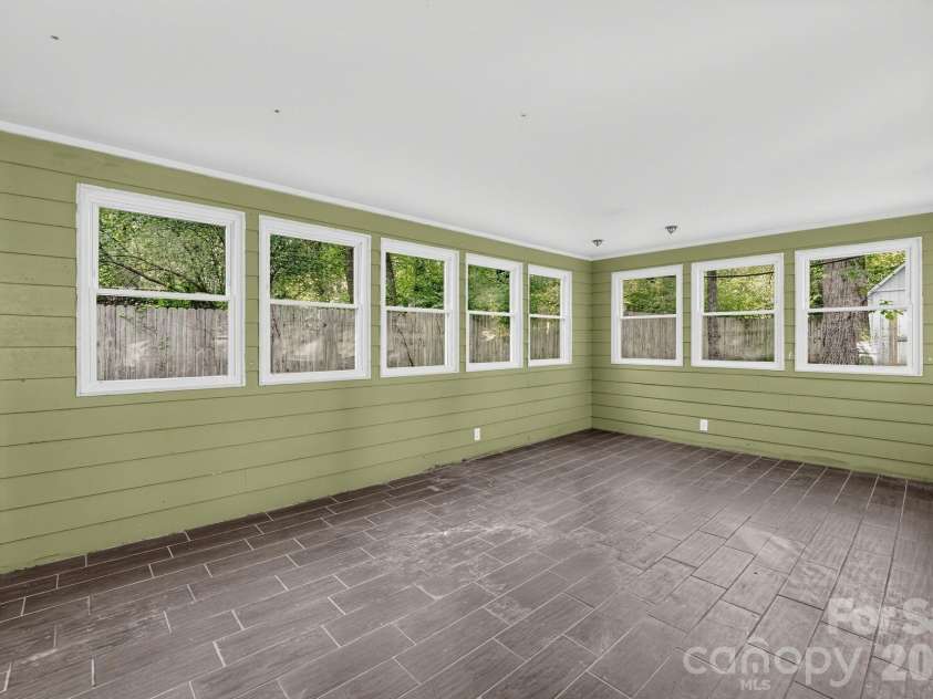 8500 Othello Place, Charlotte, NC 28227.  MLS# CAR4435162, YatesRealty ID 56882. 