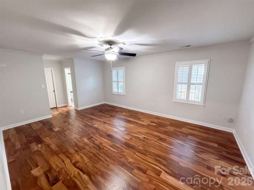 4704 Benridge Lane, Charlotte, NC 28226.  MLS# CAR4435223, YatesRealty ID 56885. 