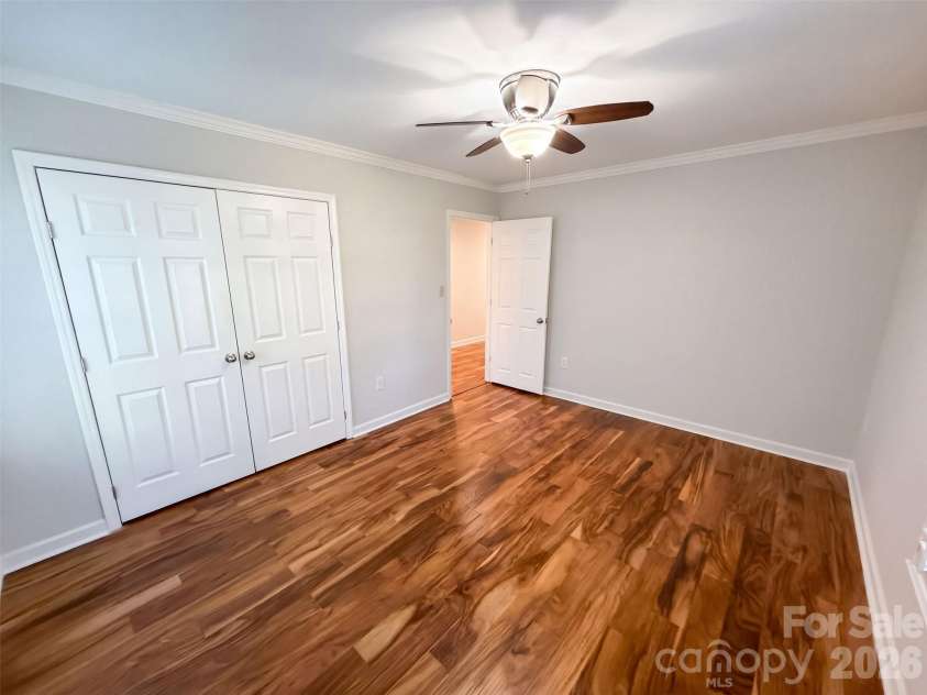 4704 Benridge Lane, Charlotte, NC 28226.  MLS# CAR4435223, YatesRealty ID 56885. 