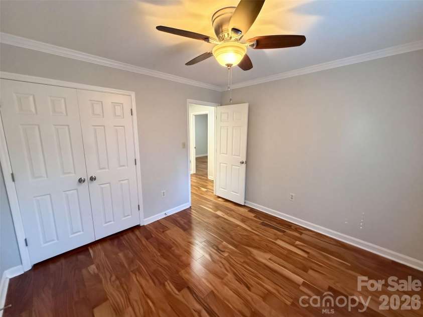 4704 Benridge Lane, Charlotte, NC 28226.  MLS# CAR4435223, YatesRealty ID 56885. 