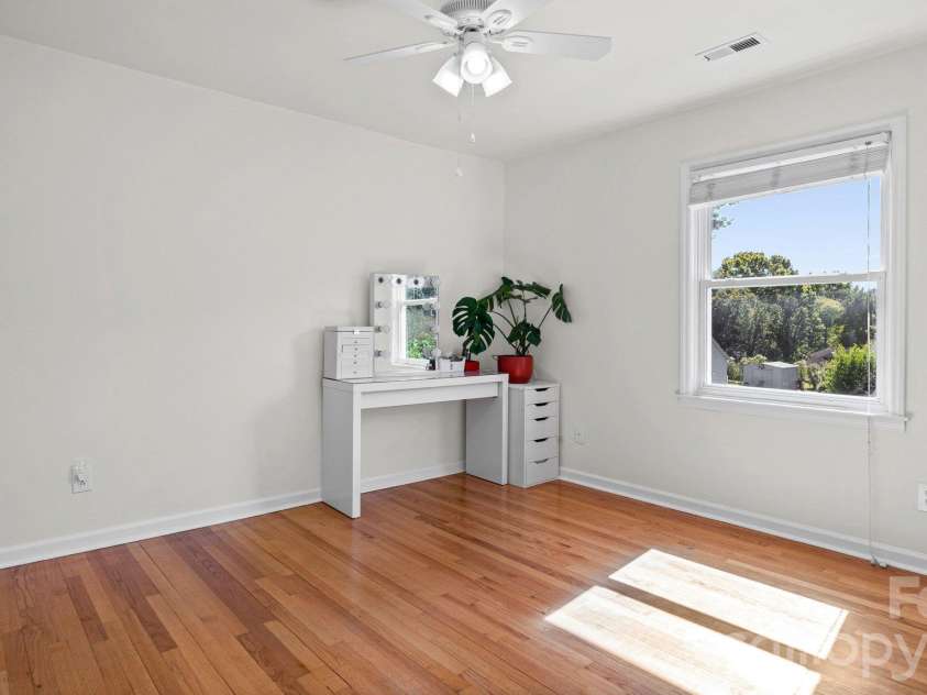 7425 Riding Trail Road, Charlotte, NC 28212.  MLS# CAR4435109, YatesRealty ID 56887. 