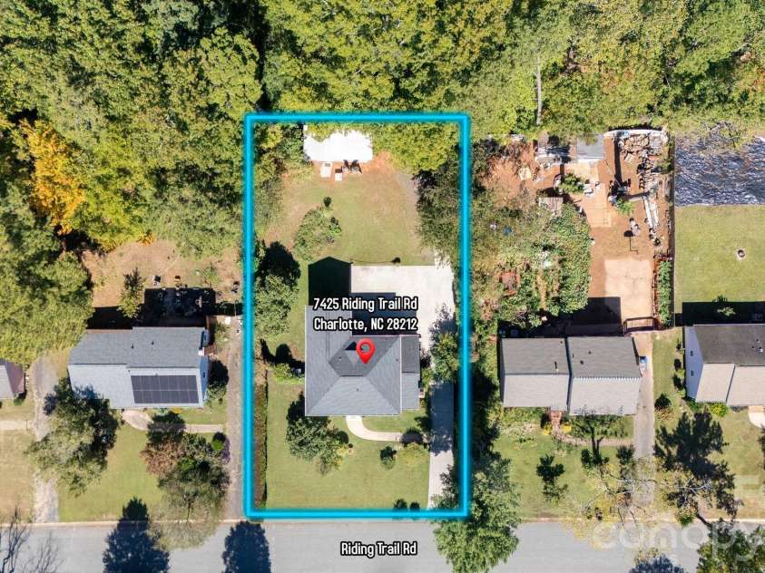 7425 Riding Trail Road, Charlotte, NC 28212.  MLS# CAR4435109, YatesRealty ID 56887. 