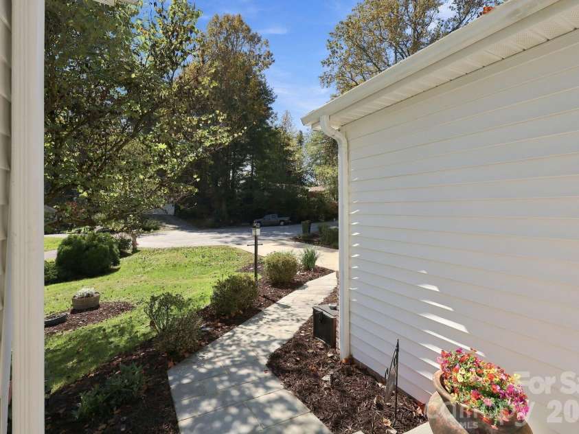 6 Pebble Beach Court, Etowah, NC 28729.  MLS# CAR4435229, YatesRealty ID 56889. 