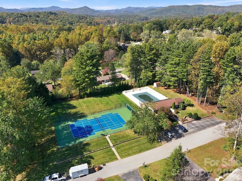 6 Pebble Beach Court, Etowah, NC 28729.  MLS# CAR4435229, YatesRealty ID 56889. 