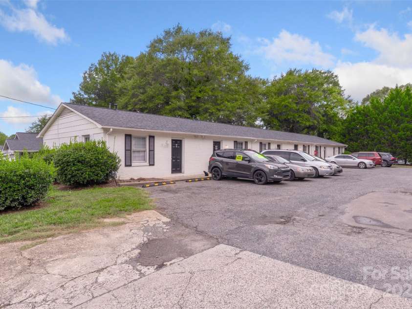 1616 Fifth Avenue, Gastonia, NC 28052.  MLS# CAR4310928, YatesRealty ID 569. 