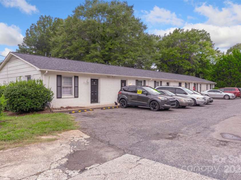 1616 Fifth Avenue, Gastonia, NC 28052.  MLS# CAR4310928, YatesRealty ID 569. 