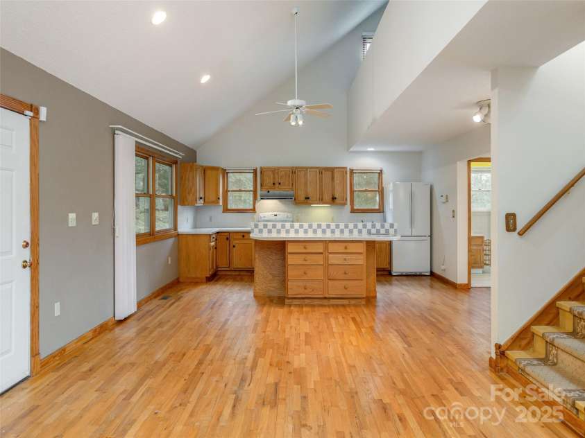 94 Marcellina Drive, Fairview, NC 28730.  MLS# CAR4286266, YatesRealty ID 569. 