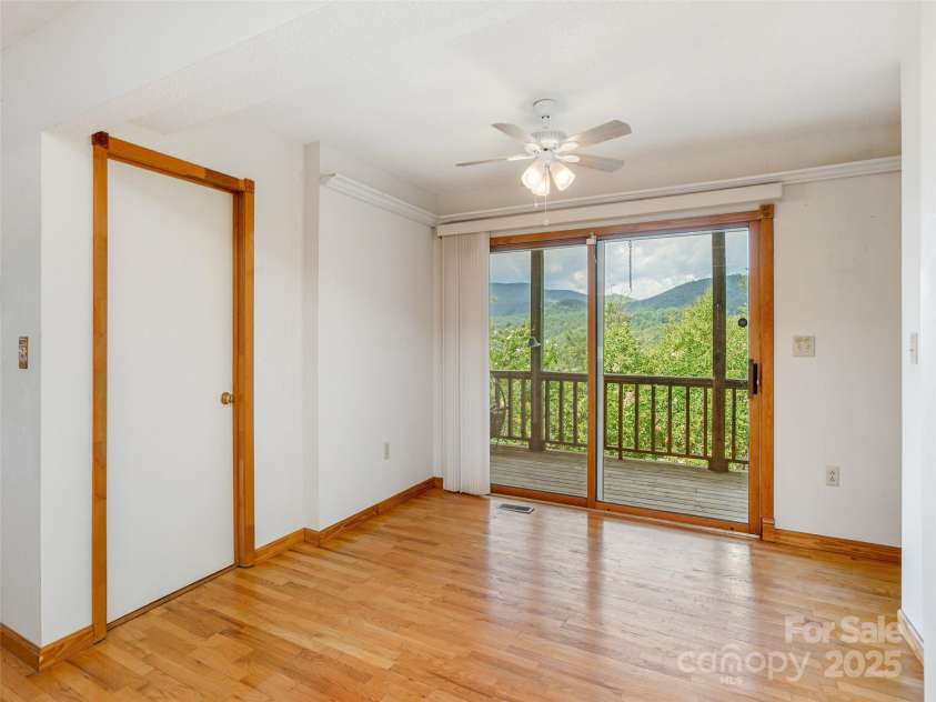 94 Marcellina Drive, Fairview, NC 28730.  MLS# CAR4286266, YatesRealty ID 569. 