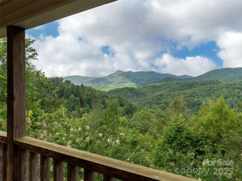 94 Marcellina Drive, Fairview, NC 28730.  MLS# CAR4286266, YatesRealty ID 569. 