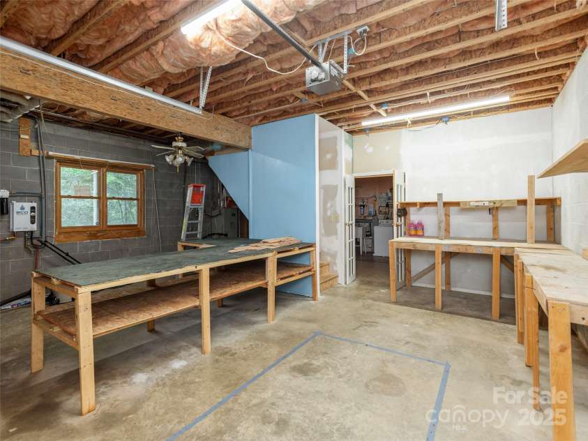 94 Marcellina Drive, Fairview, NC 28730.  MLS# CAR4286266, YatesRealty ID 569. 