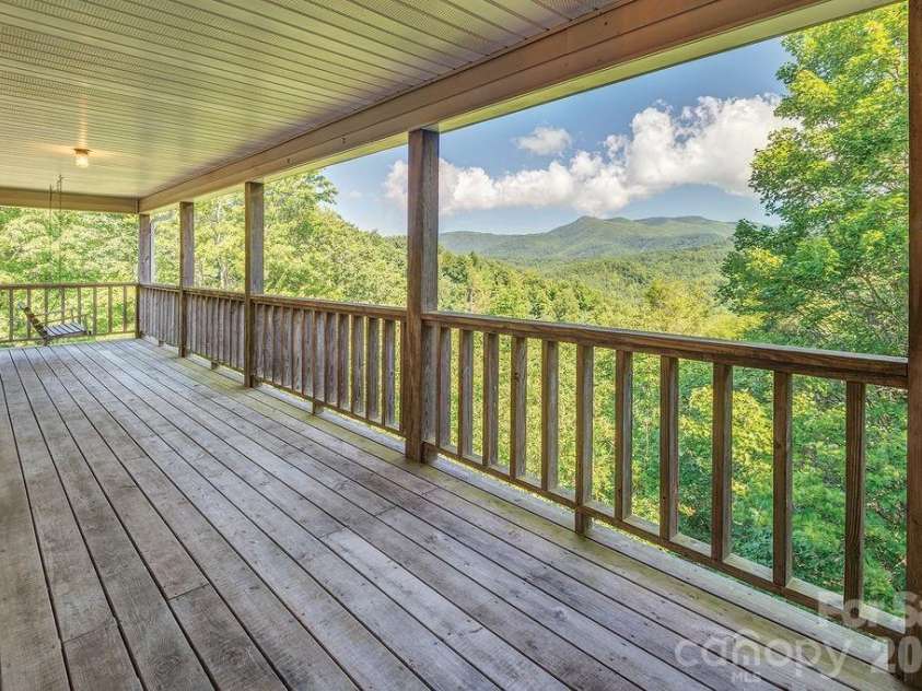 94 Marcellina Drive, Fairview, NC 28730.  MLS# CAR4416851, YatesRealty ID 569. 