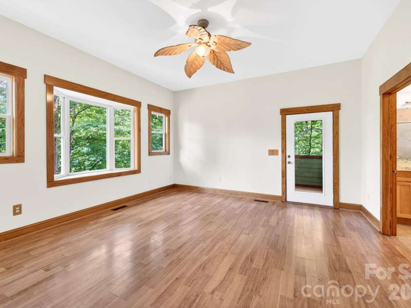 72 Wildflower Mountain Trail, Candler, NC 28715.  MLS# CAR4393589, YatesRealty ID 5690. 