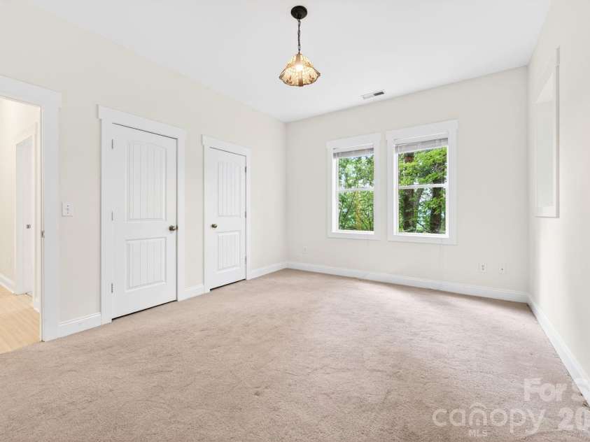 72 Wildflower Mountain Trail, Candler, NC 28715.  MLS# CAR4393589, YatesRealty ID 5690. 