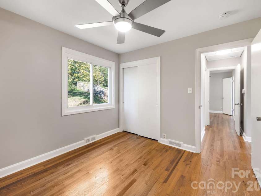 24 Cedar Street, Asheville, NC 28803.  MLS# CAR4422963, YatesRealty ID 56908. Secondary bedroom