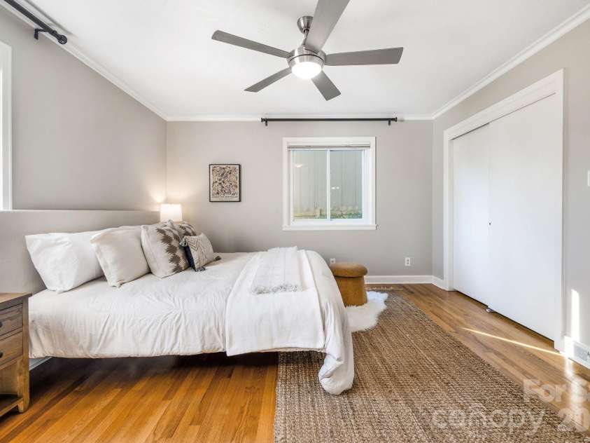 24 Cedar Street, Asheville, NC 28803.  MLS# CAR4422963, YatesRealty ID 56908. Zen primary with two closets.