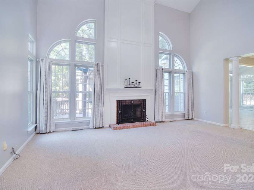15964 Cumnor Lane, Charlotte, NC 28277.  MLS# CAR4242740, YatesRealty ID 5691. 