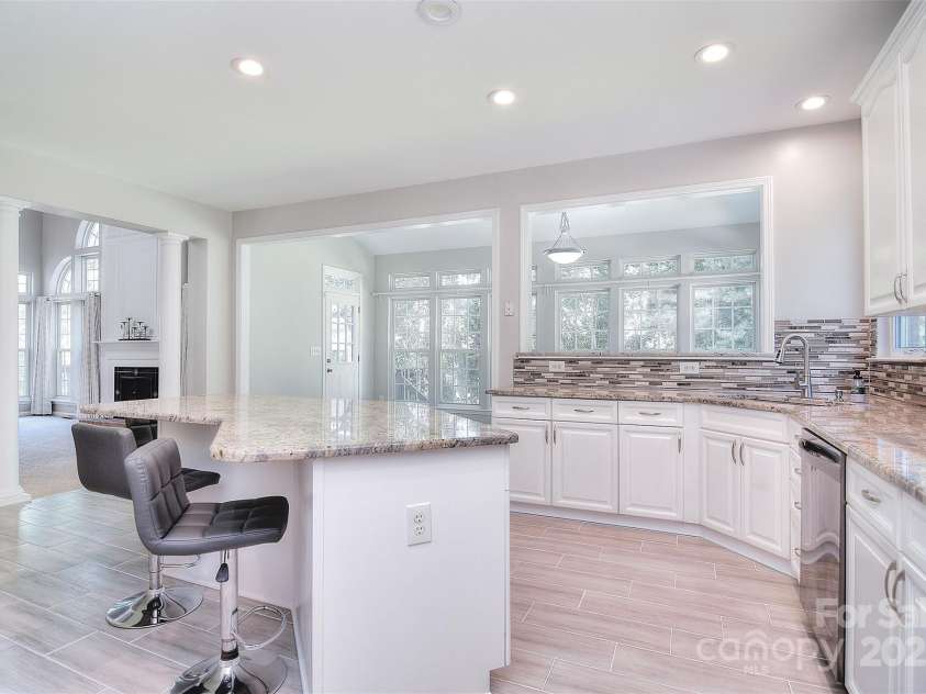 15964 Cumnor Lane, Charlotte, NC 28277.  MLS# CAR4242740, YatesRealty ID 5691. 