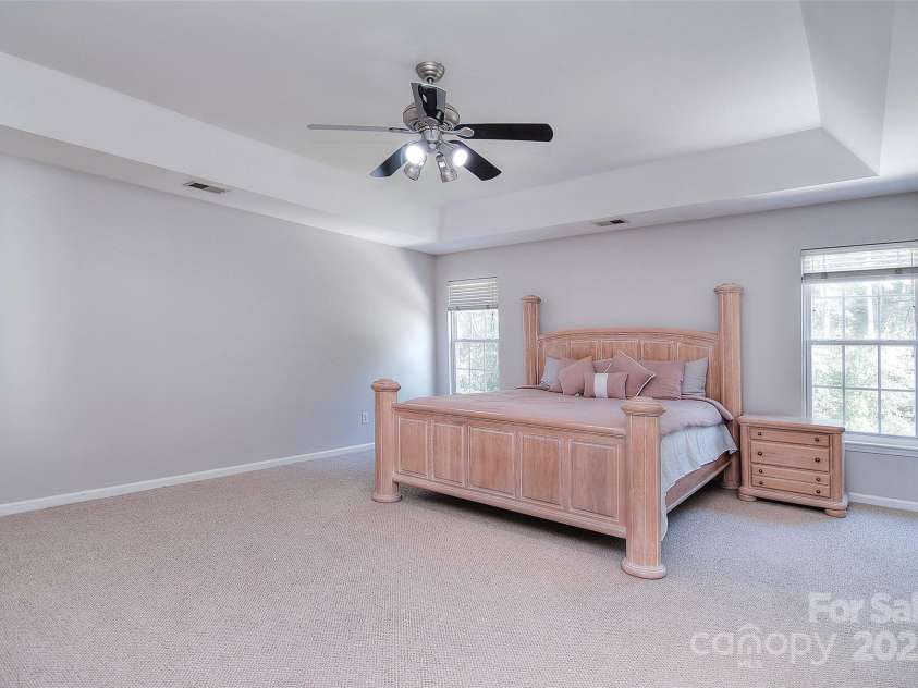 15964 Cumnor Lane, Charlotte, NC 28277.  MLS# CAR4242740, YatesRealty ID 5691. 