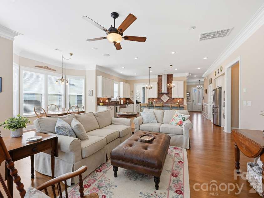 20106 Dowry Court, Cornelius, NC 28031.  MLS# CAR4355112, YatesRealty ID 5691. 