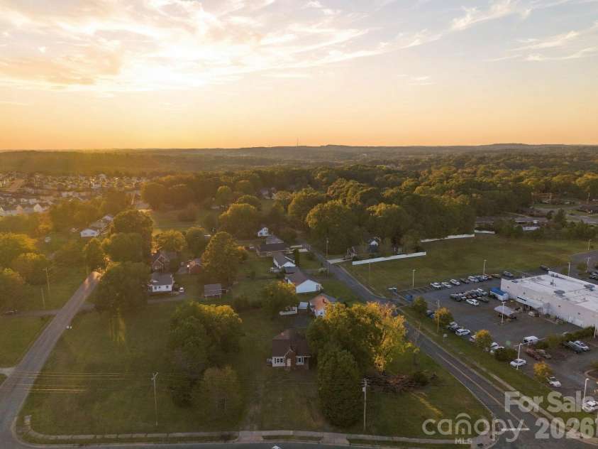 506 Aquadale Road, Albemarle, NC 28001.  MLS# CAR4432453, YatesRealty ID 56911. 