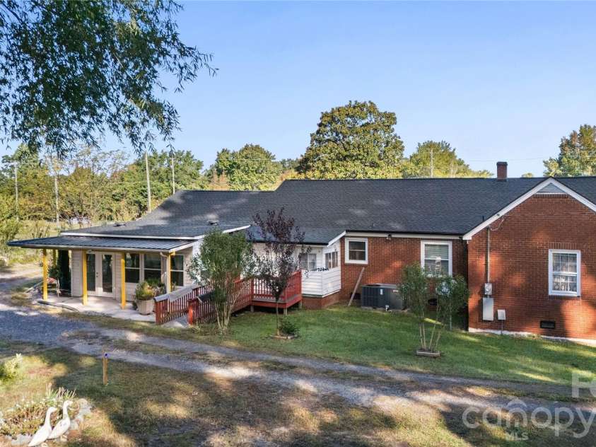 2340 NC 24/27 Road, Biscoe, NC 27209.  MLS# CAR4433696, YatesRealty ID 56912. 