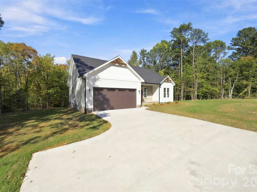 2975 Old Airport Road, Concord, NC 28025.  MLS# CAR4434891, YatesRealty ID 56917. Front Exterior