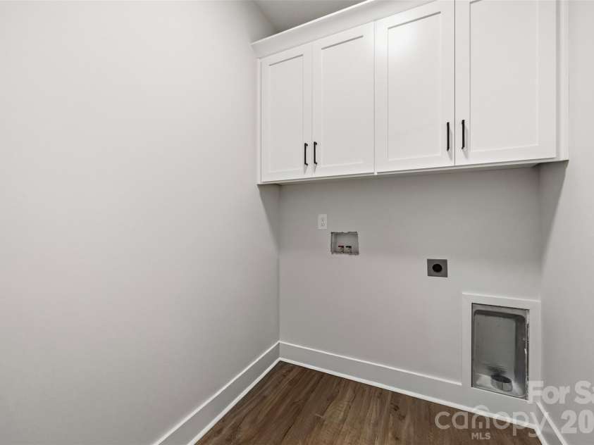 2975 Old Airport Road, Concord, NC 28025.  MLS# CAR4434891, YatesRealty ID 56917. Laundry Room