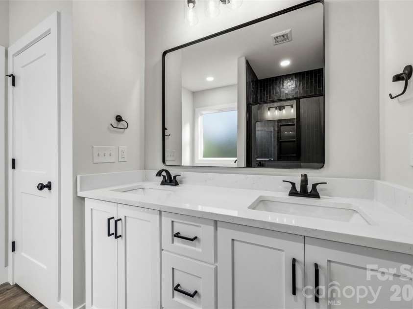 2975 Old Airport Road, Concord, NC 28025.  MLS# CAR4434891, YatesRealty ID 56917. Primary Bathroom