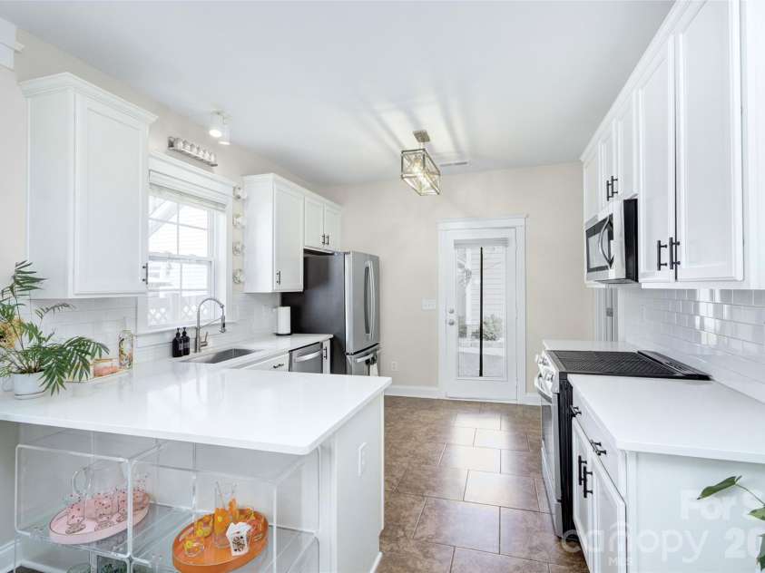 16619 Spruell Street, Huntersville, NC 28078.  MLS# CAR4433495, YatesRealty ID 56918. 