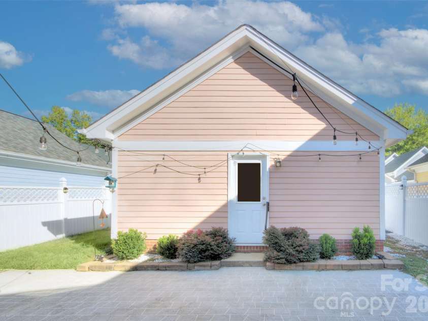 16619 Spruell Street, Huntersville, NC 28078.  MLS# CAR4433495, YatesRealty ID 56918. 