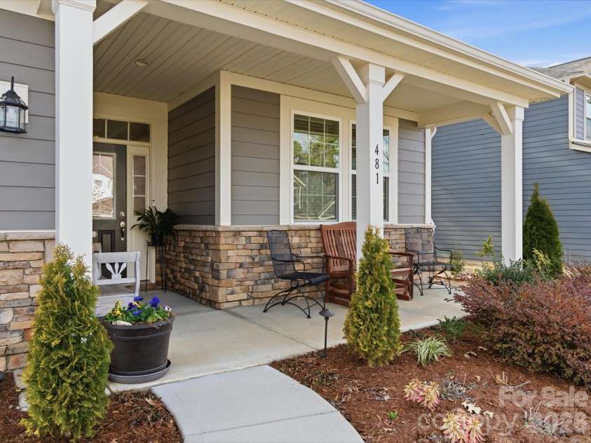 481 Sandbar Point, Lake Wylie, SC 29710.  MLS# CAR4350414, YatesRealty ID 5692. 