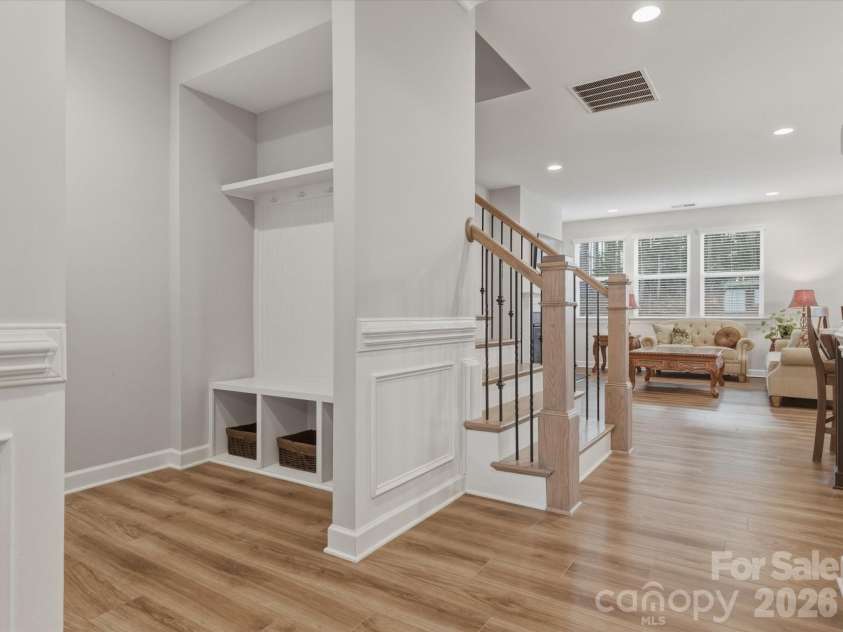 481 Sandbar Point, Lake Wylie, SC 29710.  MLS# CAR4350414, YatesRealty ID 5692. 