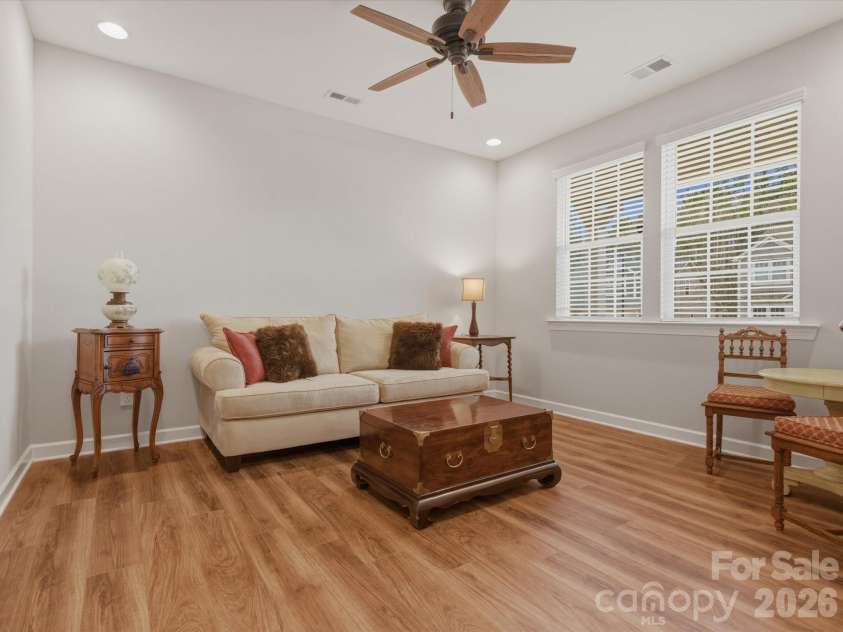 481 Sandbar Point, Lake Wylie, SC 29710.  MLS# CAR4350414, YatesRealty ID 5692. 