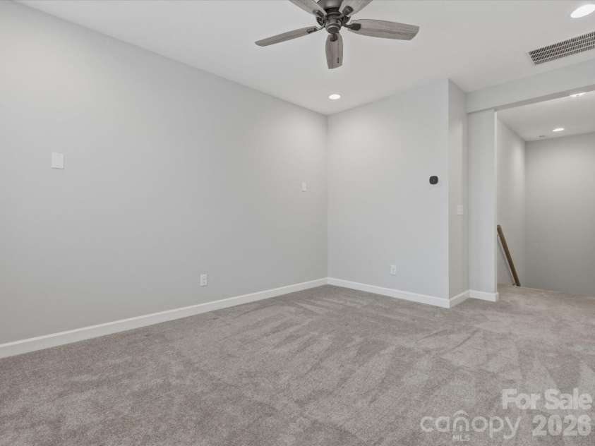 481 Sandbar Point, Lake Wylie, SC 29710.  MLS# CAR4350414, YatesRealty ID 5692. 