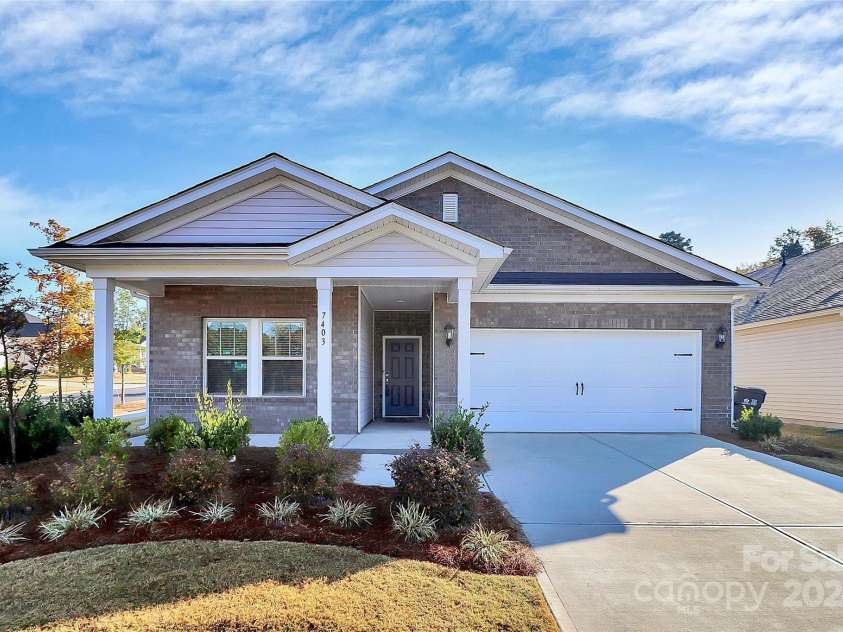 7403 American Elm Road, Charlotte, NC 28215.  MLS# CAR4194768, YatesRealty ID 5692. 