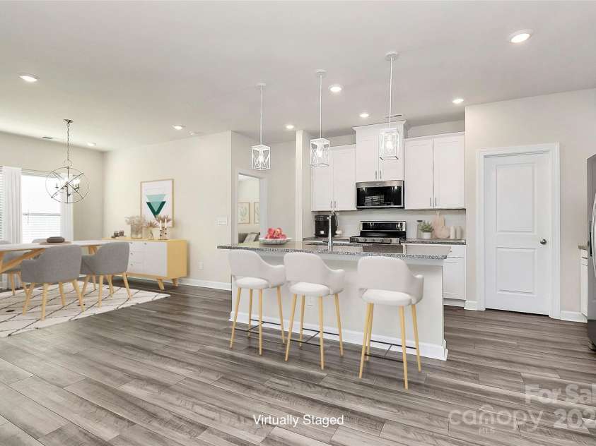 7403 American Elm Road, Charlotte, NC 28215.  MLS# CAR4194768, YatesRealty ID 5692. 