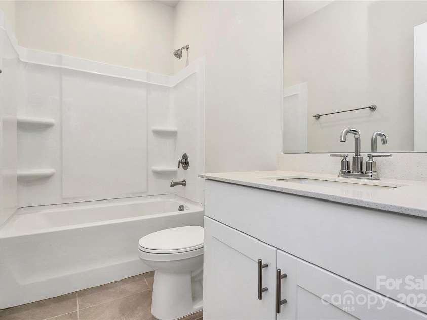 7403 American Elm Road, Charlotte, NC 28215.  MLS# CAR4194768, YatesRealty ID 5692. 