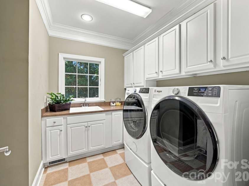 105 Alder Springs Lane, Mooresville, NC 28117.  MLS# CAR4432434, YatesRealty ID 56922. 
