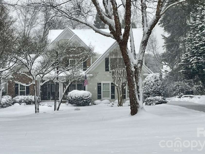 105 Alder Springs Lane, Mooresville, NC 28117.  MLS# CAR4432434, YatesRealty ID 56922. 